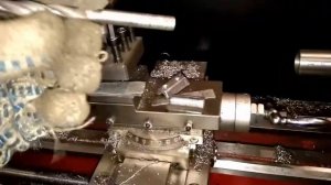 Расточной резец из сверла!