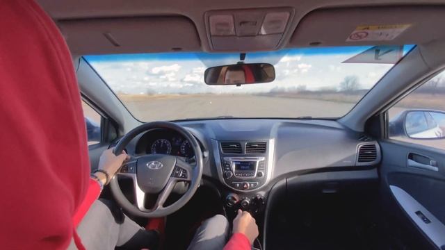 Что делать если отказали тормоза? Торможение ручником на скорости 40, 60 и 90 км/ч, тормозной путь. смотреть онлайн