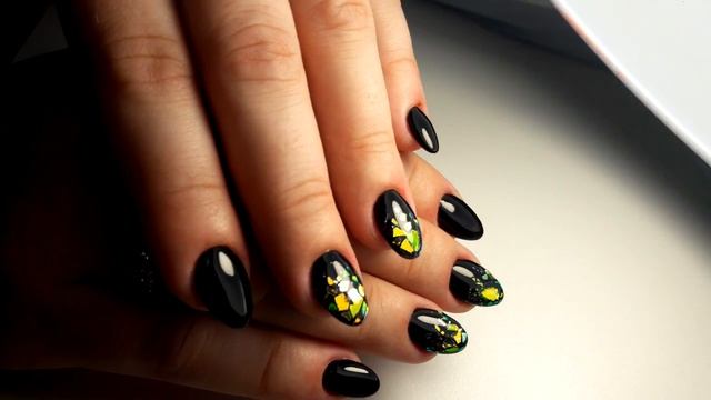 Наращивание ногтей 2018 черный дизайн смотреть онлайн