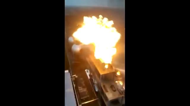 Прогремел взрыв на АЭС Фламанвиль во Франции Breaking Explosion at Flamanvil смотреть онлайн