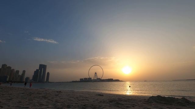 4K| Beautiful JBR Beach Dubai Sunset with Relaxing Music | Красивый закат на пляже JBR, Dubai смотреть онлайн
