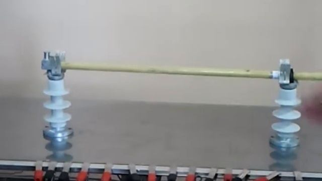 Испытательная лаборатория ЛЭИС. Испытание изолирующих штанг. Часть 1 смотреть онлайн