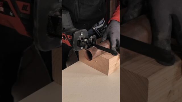 Pro Plumber tries the SKIL 3475 CA reciprocating saw Power CORE