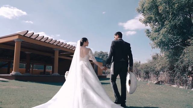 Alexa + Felipe