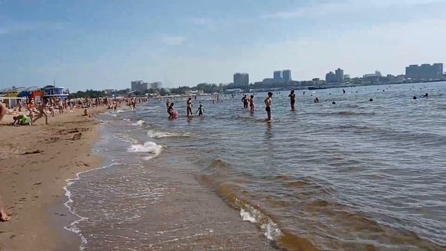#Анапа 1 июня.ЖАРА! Людей - море! Пляж. смотреть онлайн