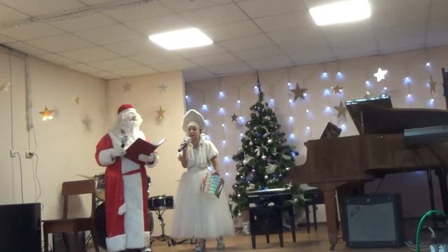 Приветствие Дед Мороз и Снегурочка ДМШ 11 г.Одесса смотреть онлайн