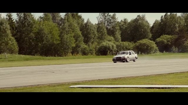 DRIFTING VOLVO 740 T5 600WHP | Thomas Wänerås смотреть онлайн