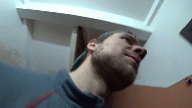 Убрался в подъезде - наругали смотреть онлайн