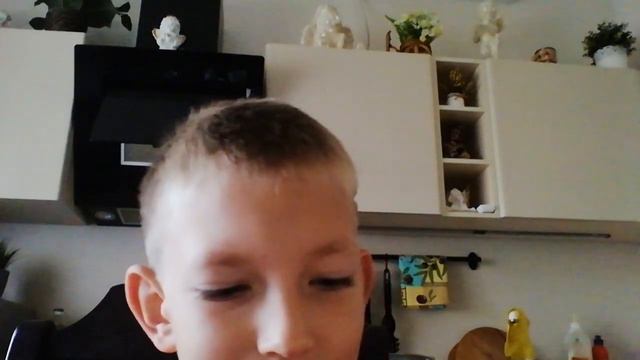 я показываю как сделать витомин с шипучие тоблетки советую попробовать вкусно