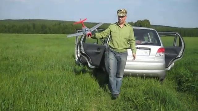 Запуск модели самолёта МИГ-15 у села Тарасково (ЗАТО г. Новоуральск) июнь 2020 г.