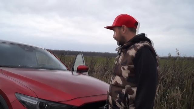 ЗАРУБИЛИСЬ GEELY COOLRAY- 179 л.с. против MAZDA CX5 - 221 л.с./4WD. ОПЛАВИЛСЯ АСФАЛЬТ!!!! смотреть онлайн