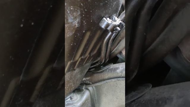 Линкольн Навигатор третье покаление слив испарителя кондиционера проблема мокрый пол. смотреть онлайн