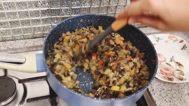 Икра овощная сезонная. Это блюдо не оставит Вас равнодушными... смотреть онлайн