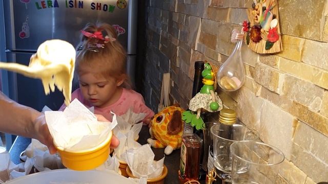 Самые вкусные кексики. Лера и мама смотреть онлайн