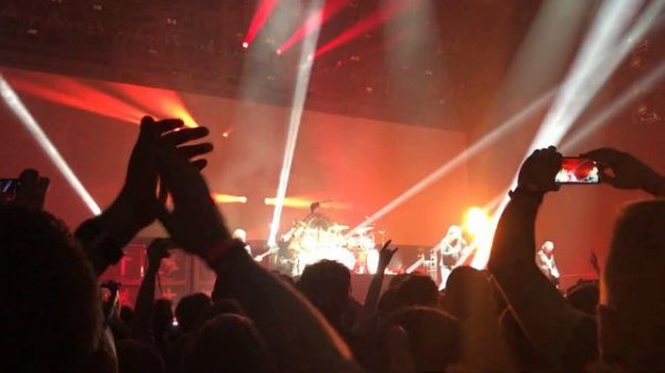 Black Sabbath Live: War Pigs - Unforgettable Performance!