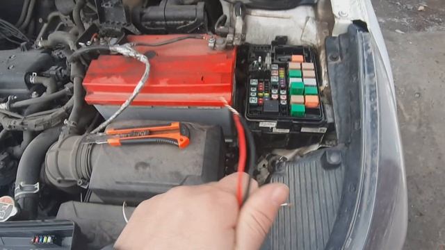 Часть 31Hyundai Solaris 2019 Установка ФСО вспышки с линзованной фарой с шторкой. Работа двигателя смотреть онлайн