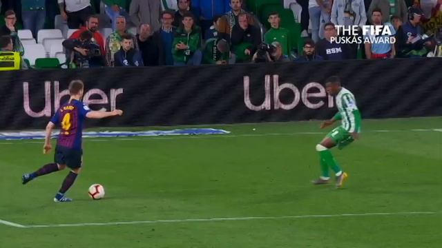 This goal qualified Lionel Messi for the 2019 best FIFA football award смотреть онлайн