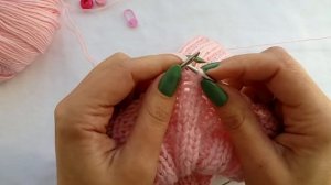 Детская шапка шлем спицами /подробный мастер класс/