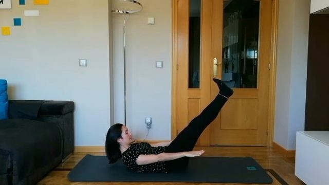 Clase completa de pilates 18 #QuédateEnCasa смотреть онлайн