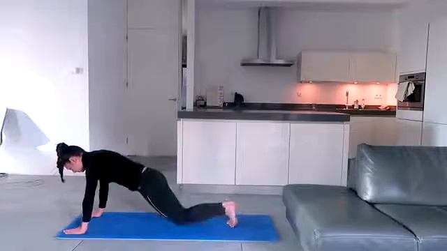 How to do Surya Namaskar !! FULL BODY STRETCH RELAXING YOGA SURYA NAMASKAR !! SUN SALUTATIONS !! смотреть онлайн