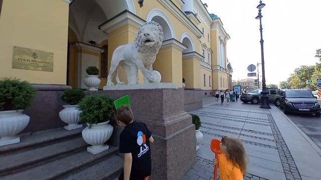Невероятные приключения итальянцев в России 2 смотреть онлайн