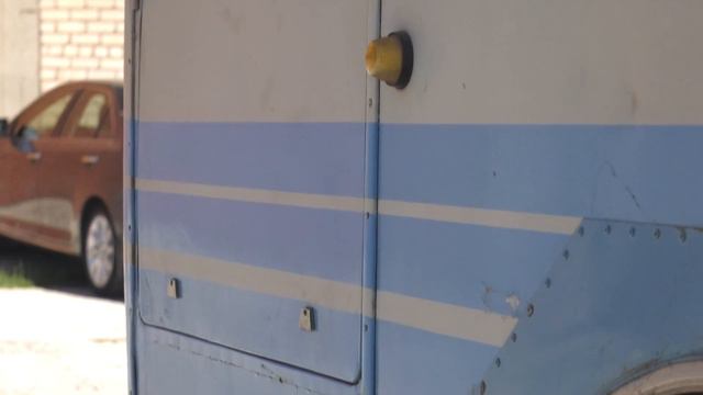 Не всегда везёт. Чуть не купили ЛАЗ 42021. смотреть онлайн