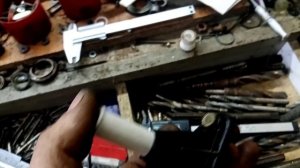 MITSUBISHI CARISMA, ремонт втулок дворников..