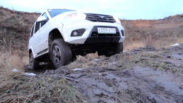 НОВЫЙ УАЗ ПАТРИОТ НА БЕЗДОРОЖЬЕ смотреть онлайн