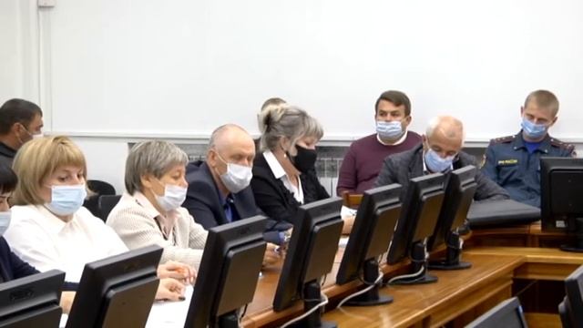 Планёрка понедельника смотреть онлайн