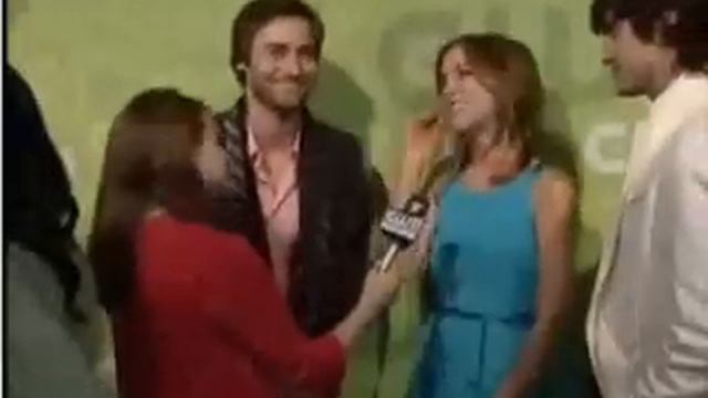 90210: Red Carpet Pass - Ryan Eggold & Jessica Stroup смотреть онлайн