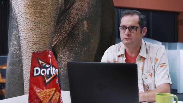 Doritos® - Elephant In The Room смотреть онлайн