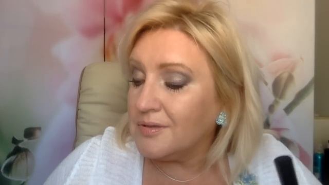 Сравниваем тушь CHANEL и Shiseido смотреть онлайн