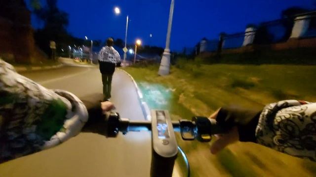 Ninebot Max G30P & Okai ES200D Electric Scooter - Sergiev Posad Night Riding