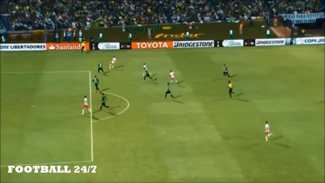 Ramon Abila's scissor kick vs Atletico Nacional смотреть онлайн