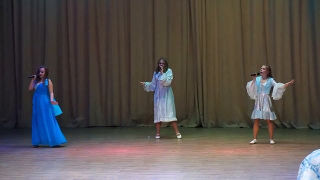 А снег идет смотреть онлайн