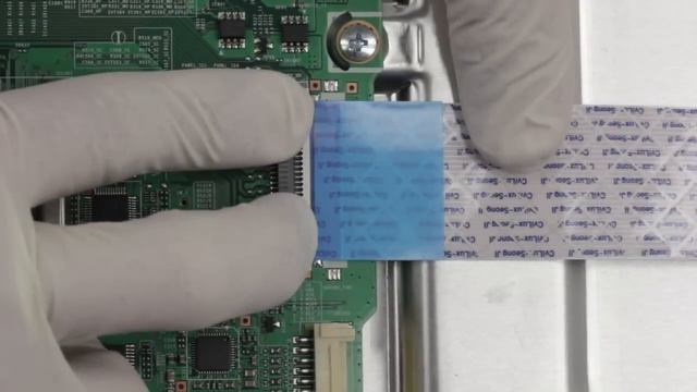 TV Ribbon Cable Connector - How to Install and Remove смотреть онлайн
