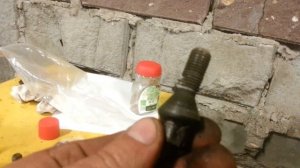 Как открутить болты с сорваными гранями