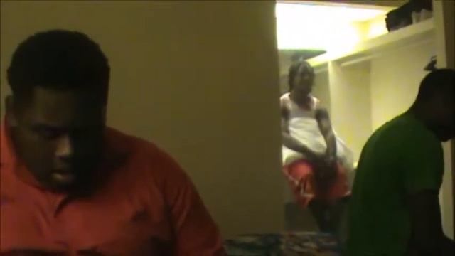 A Night with- STRAIGHT RECKLESS SQUAD AN 1KINGG смотреть онлайн