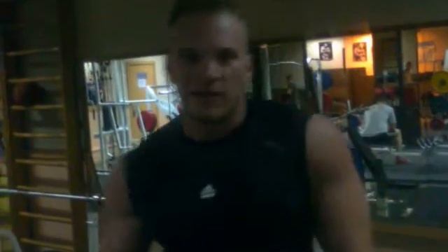 14,08,2013 Жим лежа средним хватом смотреть онлайн