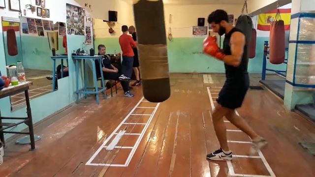 Roma Karapetyan (тренинг бокс-2) 22.05.2019. смотреть онлайн