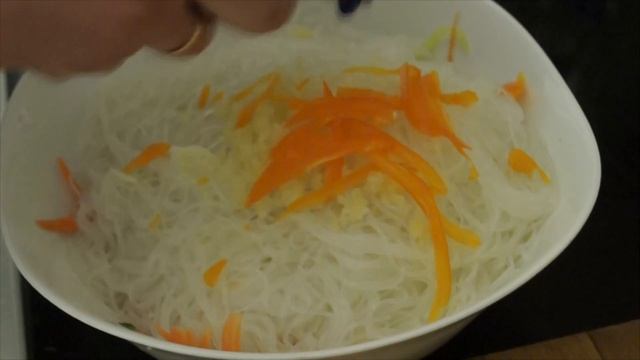 Рецепт с пачки # 68 фунчоза по-корейски смотреть онлайн