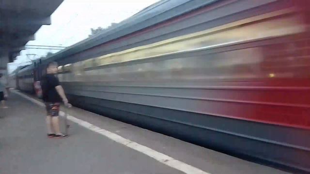 Электропоезд ЭД4М-0366/0011/0308 Сообщением «Крутое Москва (Курский вокзал)» 94 Км/Ч смотреть онлайн