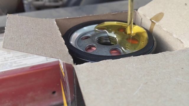 1998-2001 Ford Ranger 2.5L Oil Change смотреть онлайн