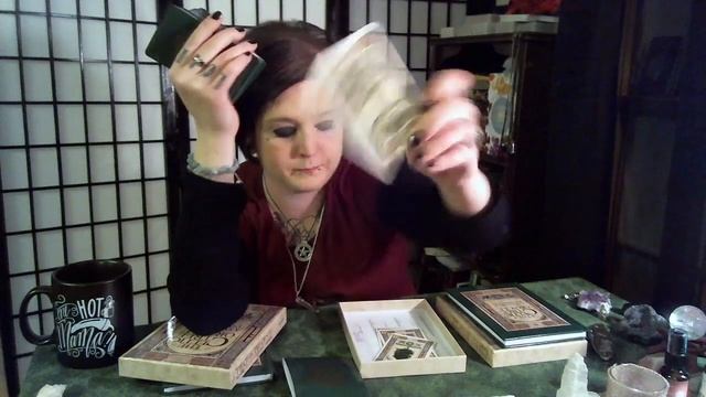 The Celtic Tree Oracle - Unboxing смотреть онлайн