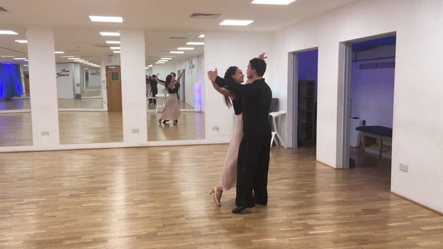 Advanced Quickstep - Running Right Turn