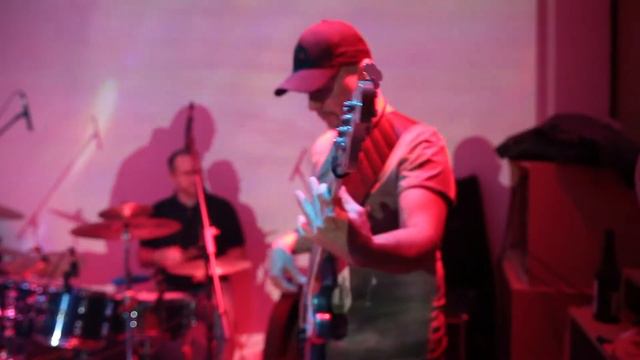 Dragonfly spielt Bad little doggie (Gov't Mule), Opener Affenhack Session смотреть онлайн