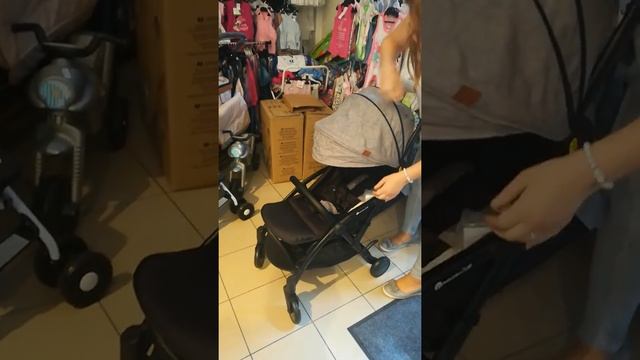 P&M UP kézipoggyász méretűre csukható sport babakocsi, Meggymag Bababolt смотреть онлайн