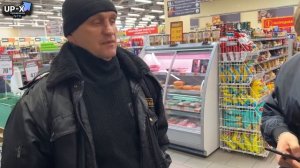 ОХРАННИК И ДИРЕКТОР КИДАЮТСЯ НА ПОКУПАТЕЛЯ / БОРЗОГО ОХРАННИКА ЗАДЕРЖАЛИ И УВЕЗЛИ В ОТДЕЛ?