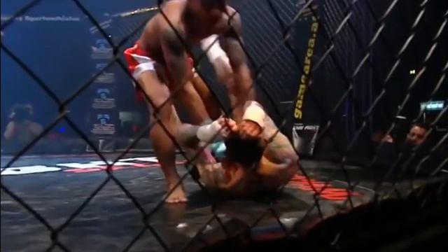 Lethwei Fighter Vs Boxer | Bareknuckle Fight In Octagon #Lethwei #Muaythai #Boxing #MMA