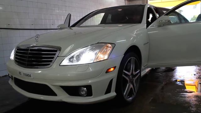 MERCEDES S65 AMG W221 V12 BITURBO Engine Sound